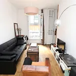Charming Apartment-Canal St Martin-Amazing Prices!